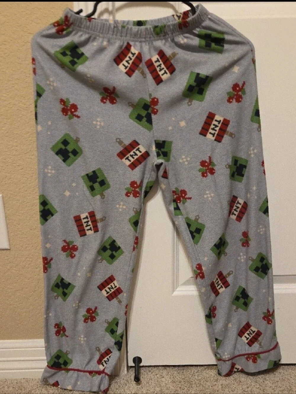 Minecraft Light Grey Kids Holiday Pajamas with Creeper Print